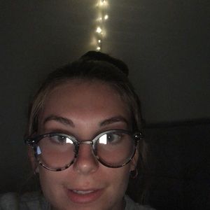 Meet your Posher, Miranda